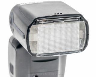 To reach 14mm coverage, the pop out wide angle panel must be put in place.