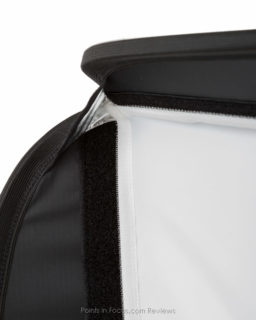The front diffusion layer is attached with a Velcro so that the edge is completely sealed.